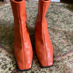 Intentionally Blank Kam Boots (Sz 8) - Coral